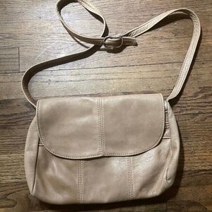Vintage Genuine Leather Made In Mexico Beige Cross Body Handbag